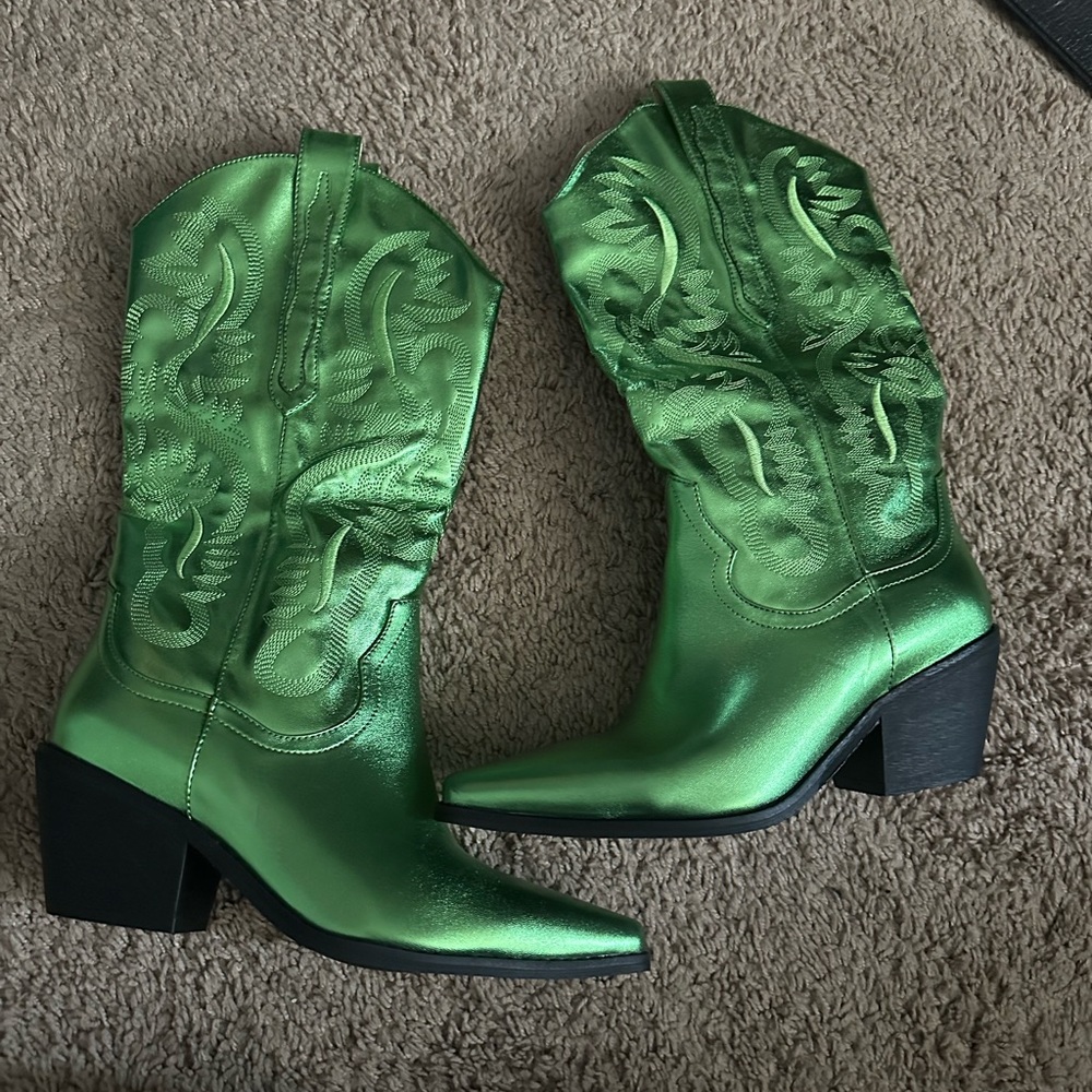 Green metallic cowboy boots - Amazon